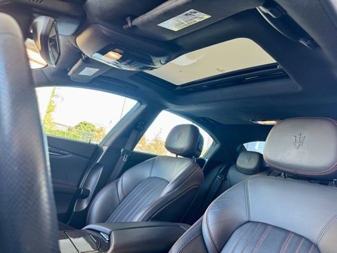 Certified 2022 Maserati Ghibli Modena Q4 image 15