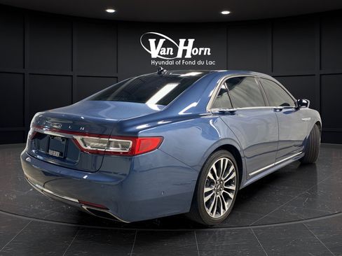 Used 2018 Lincoln Continental Reserve AWD/4WD image 3