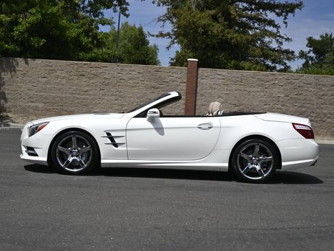 Used 2013 Mercedes-Benz SL 550 image 10