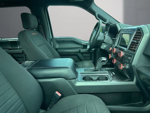 Used 2018 Ford F150 XLT w/ Equipment Group 302A Luxury AWD/4WD image 11