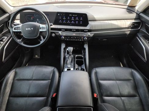 Used 2024 Kia Telluride EX w/ EX Captain's Chair Package FWD image 22