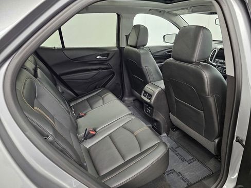 Used 2023 Chevrolet Equinox Premier image 29
