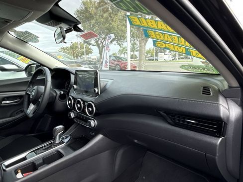 Used 2022 Nissan Sentra SV image 25