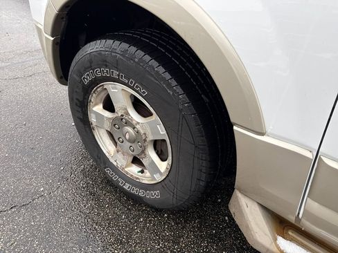 Used 2009 Ford Expedition Eddie Bauer image 14