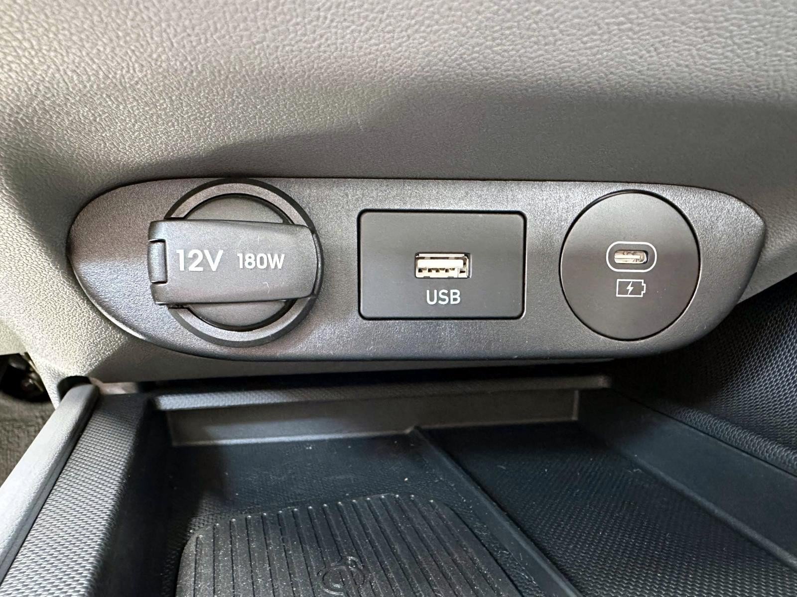 Used 2025 Hyundai Elantra Sport FWD image 25