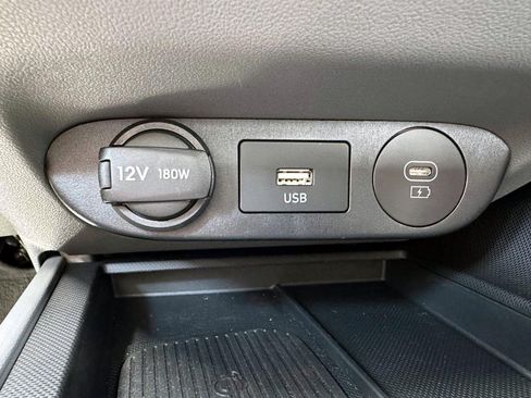 Used 2025 Hyundai Elantra Sport FWD image 25