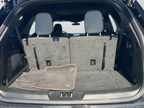 Used 2023 Ford Explorer ST-Line w/ Class IV Trailer Tow Package AWD/4WD image 24
