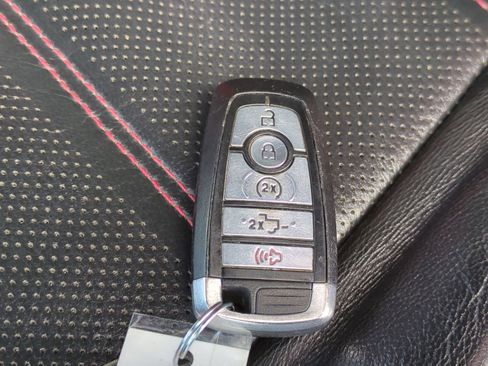 Used 2019 Ford F150 Lariat AWD/4WD image 41