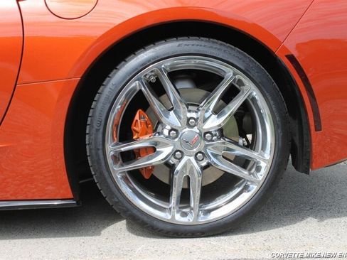 Used 2015 Chevrolet Corvette Stingray Convertible w/ 3LT Preferred Equipment Group RWD image 13
