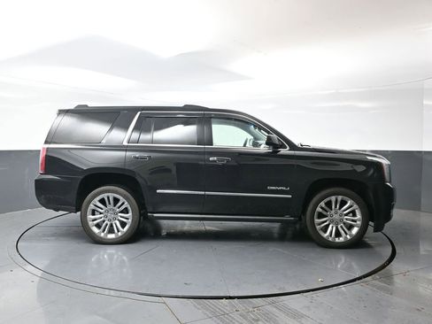 Used 2019 GMC Yukon Denali w/ Denali Ultimate Package image 4