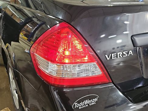 Used 2009 Nissan Versa 1.8 S w/ ABS Pkg image 34