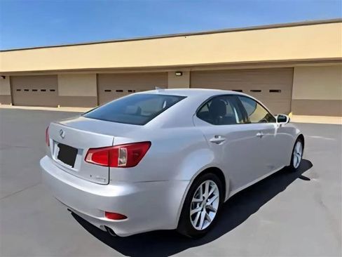 Used 2012 Lexus IS 250 w/ Premium Pkg Value Edition image 4