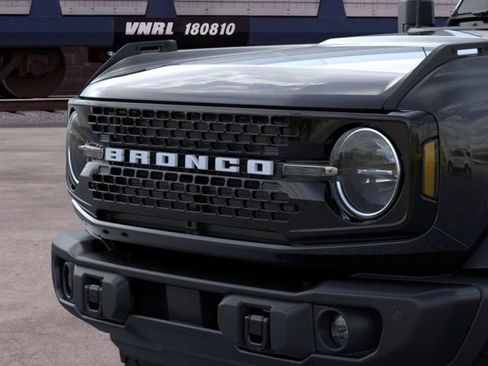 New 2026 Ford Bronco Big Bend w/ Black Diamond Package AWD/4WD image 19