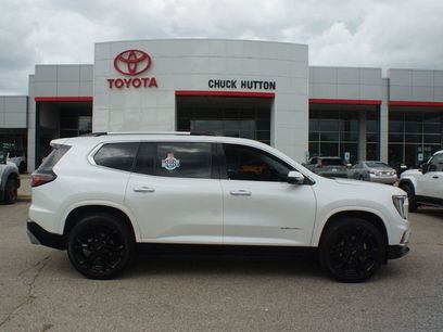 Used 2025 GMC Acadia Denali w/ LPO, Floor Liner Package