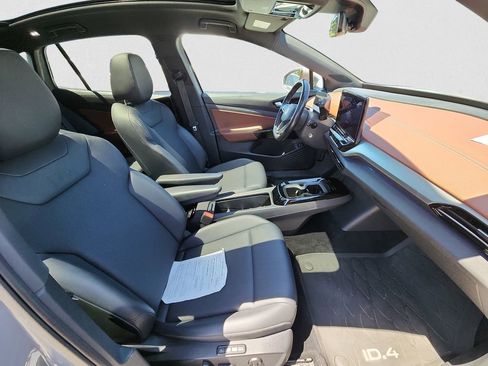 Used 2021 Volkswagen ID.4 Pro S w/ ID.4 Protection Package RWD image 12