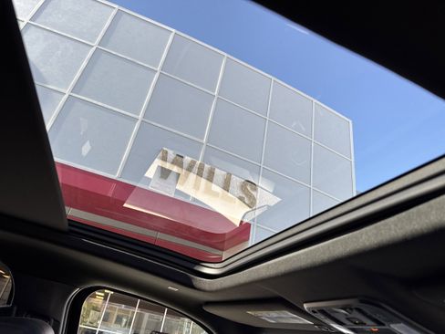 Used 2024 Toyota Tundra Platinum image 15