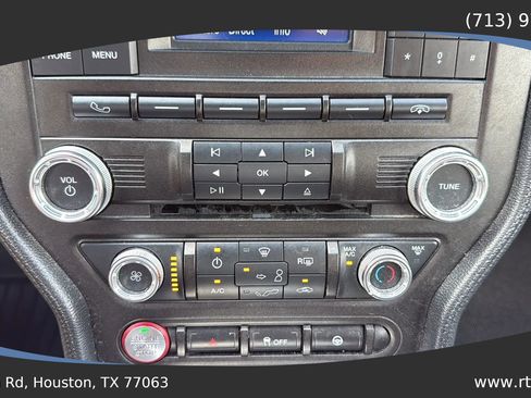 Used 2018 Ford Mustang Coupe image 34