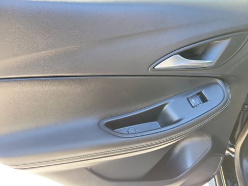 Used 2025 Buick Encore GX Preferred image 13