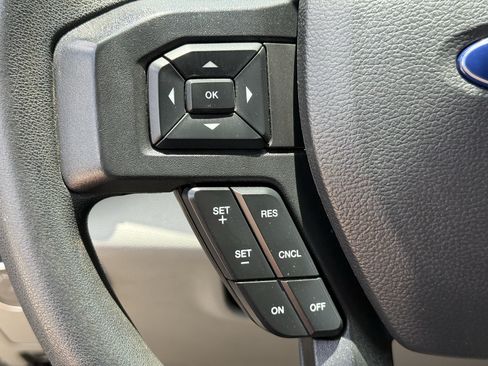 Used 2022 Ford F250 XL w/ Power Equipment Group RWD image 8