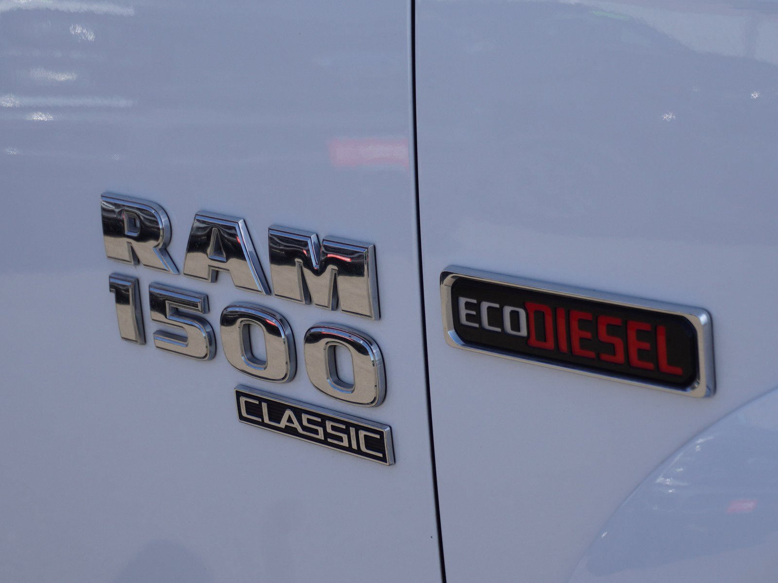 Used 2019 RAM 1500 Laramie w/ Convenience Group RWD image 5