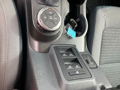 Used 2023 Ford Bronco Outer Banks AWD/4WD image 20