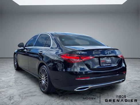 Used 2023 Mercedes-Benz C 300 Sedan image 2