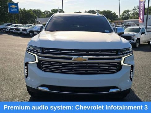 Used 2021 Chevrolet Tahoe Premier w/ Premium Package AWD/4WD image 12