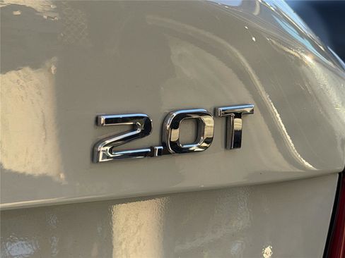 Used 2020 Genesis G70 2.0T Sport image 9