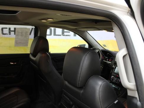 Used 2017 Chevrolet Traverse Premier AWD/4WD image 10