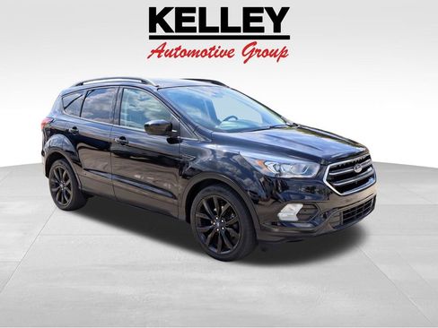 Used 2019 Ford Escape SE FWD image 1