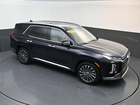 Certified 2024 Hyundai Palisade Calligraphy AWD/4WD image 18