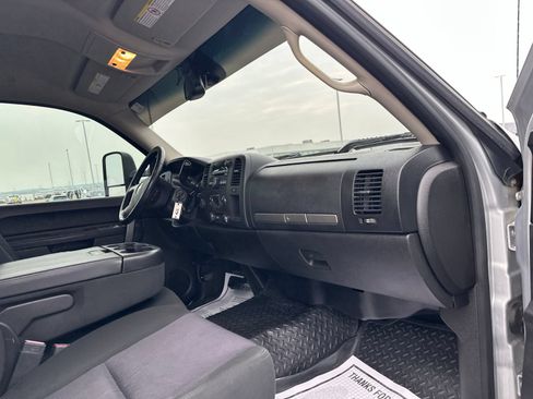 Used 2012 Chevrolet Silverado 2500 LT w/ Interior Plus Package AWD/4WD image 34