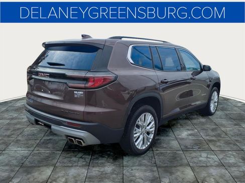Used 2024 GMC Acadia Elevation image 3