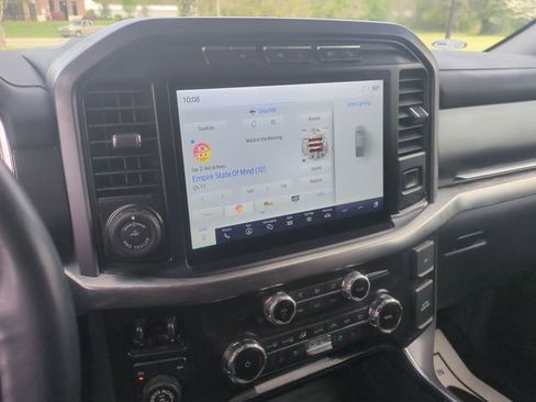 Used 2022 Ford F150 Lariat image 24