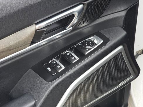 Used 2020 Kia Telluride EX AWD/4WD image 24