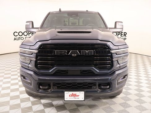 Used 2025 RAM 2500 Laramie w/ Night Edition AWD/4WD image 9