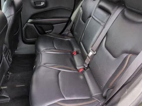 Used 2018 Jeep Compass Limited AWD/4WD image 18