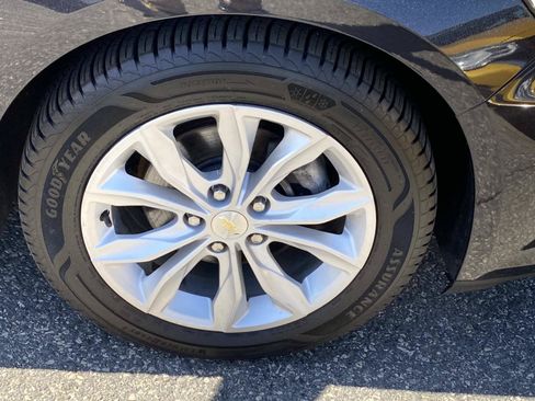 Used 2023 Chevrolet Malibu LT w/ Driver Confidence Package FWD image 23