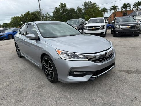 Used 2017 Honda Accord Sport Special Edition image 3