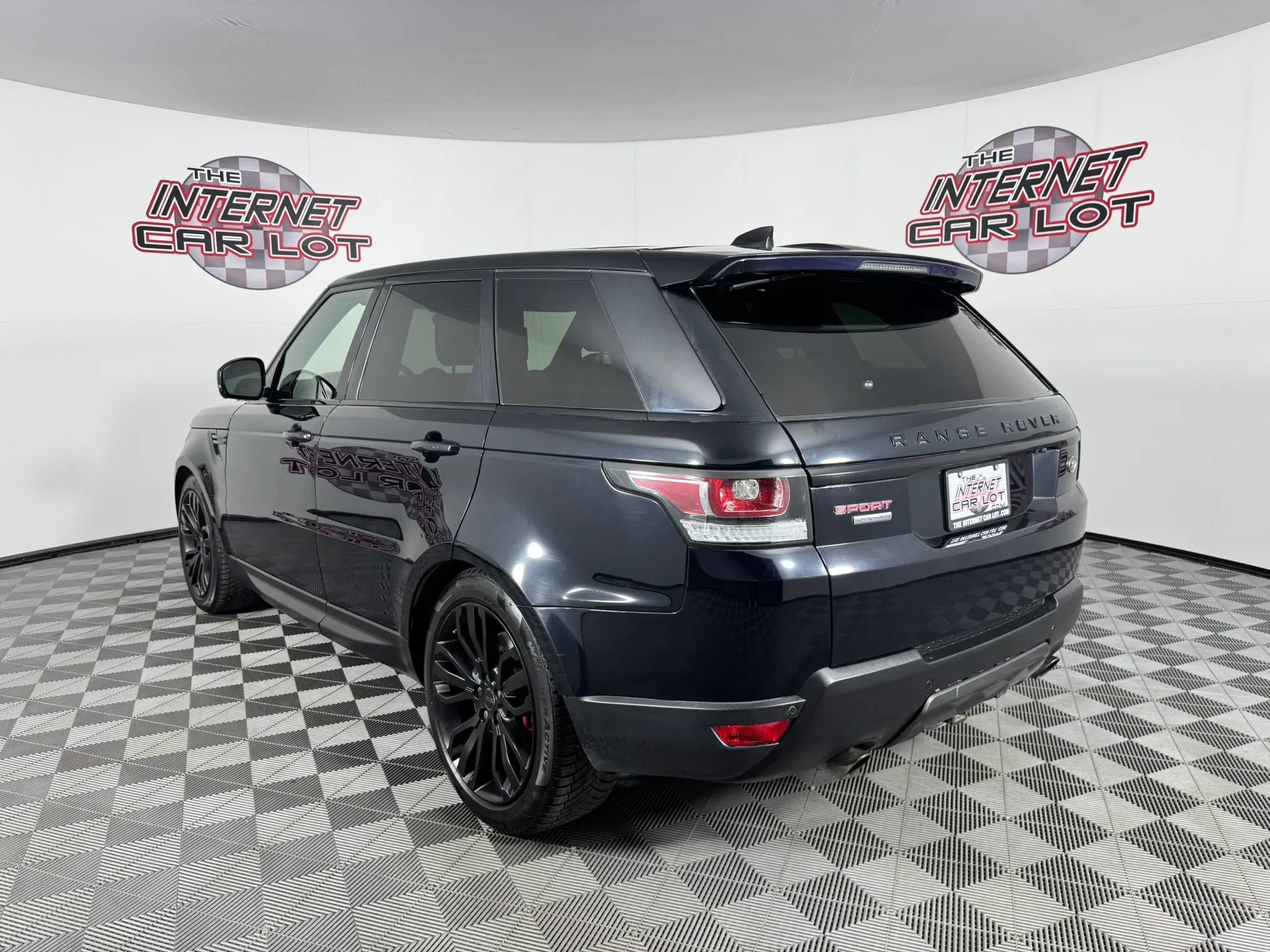 Used 2017 Land Rover Range Rover Sport Supercharged AWD/4WD image 5
