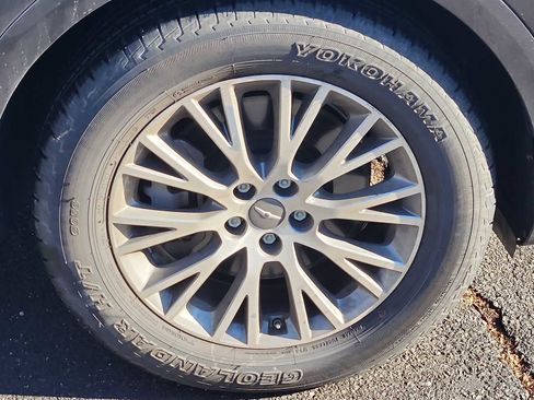 Used 2024 Genesis GV80 2.5T image 8