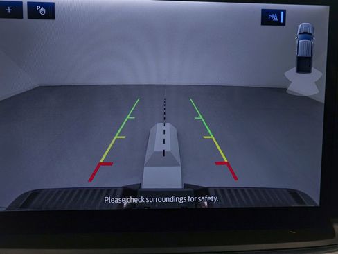 Certified 2023 Ford F150 XLT w/ Equipment Group 302A High image 17