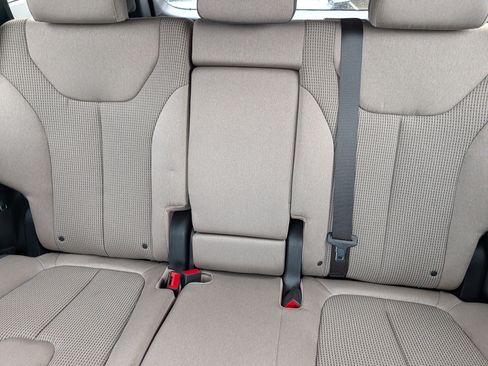 Certified 2023 Hyundai Santa Fe SEL AWD/4WD image 13