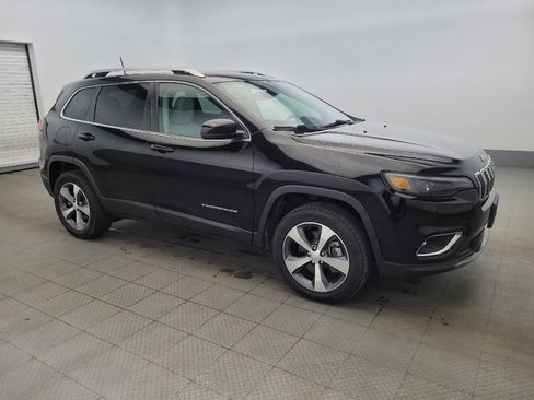 Used 2021 Jeep Cherokee Limited image 11