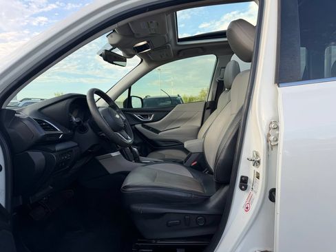Used 2019 Subaru Forester Limited AWD/4WD image 5