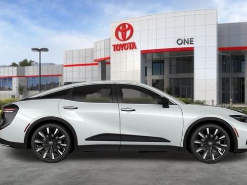 New 2026 Toyota Crown Platinum AWD/4WD image 15