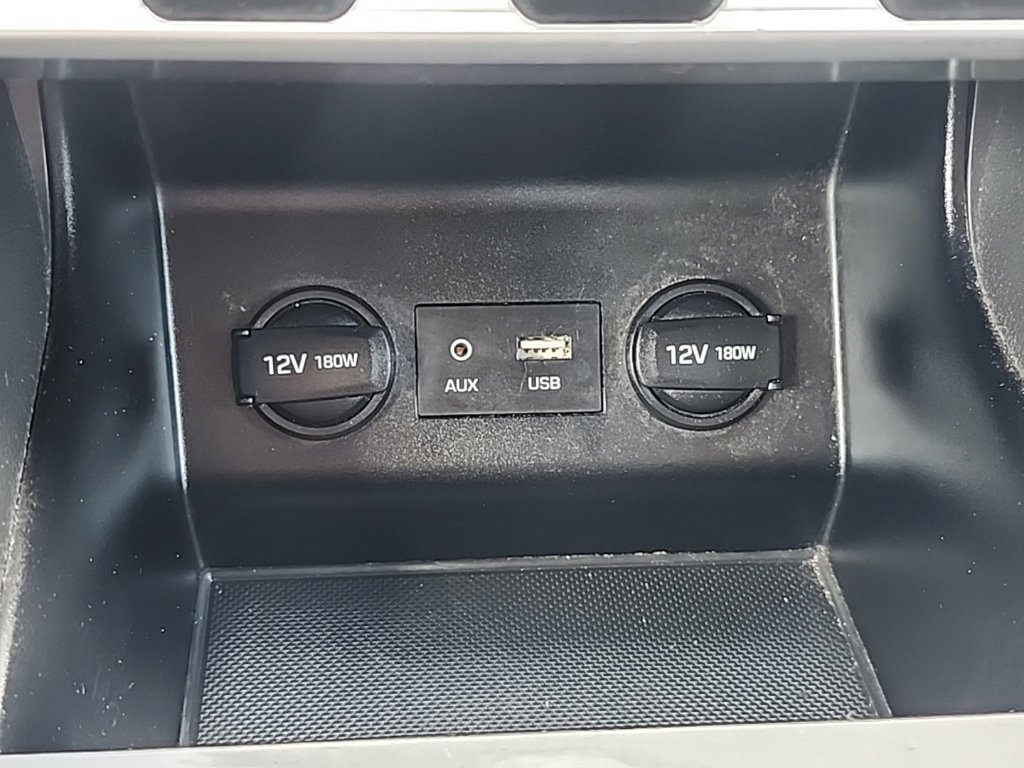 Used 2020 Hyundai Elantra SEL w/ Cargo Package (C1) FWD image 8