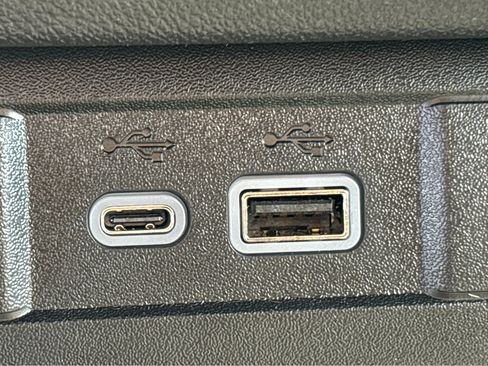 Used 2026 Chevrolet Colorado ZR2 image 34