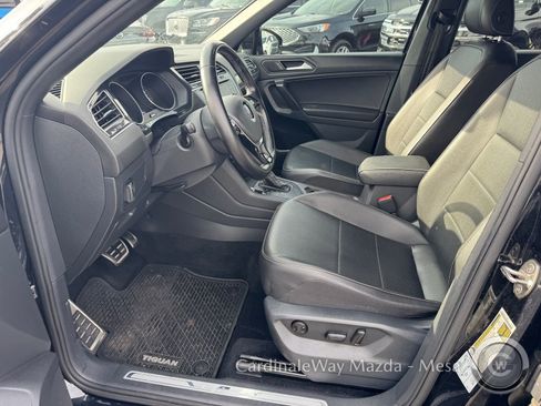 Used 2021 Volkswagen Tiguan SE R-Line FWD image 9
