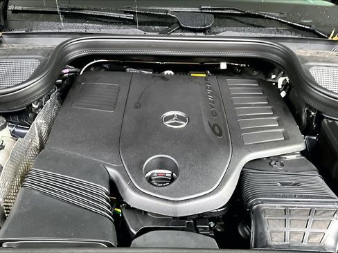 New 2026 Mercedes-Benz GLS 450 4MATIC image 15